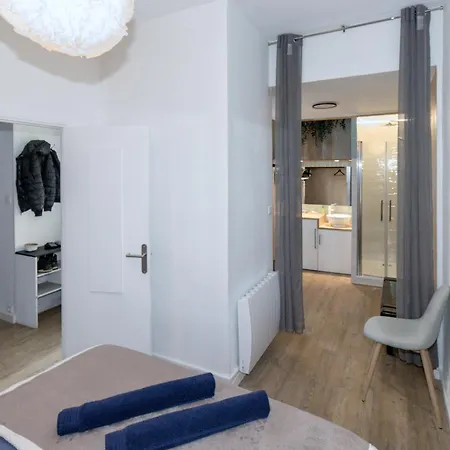 Le Nid D'orient Entre Matabiau Et Capitole Parking